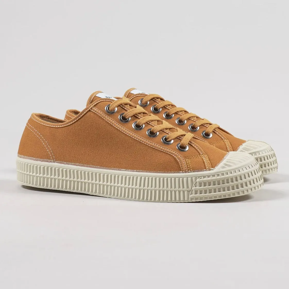 Novesta Star Master Sedlova/Beige